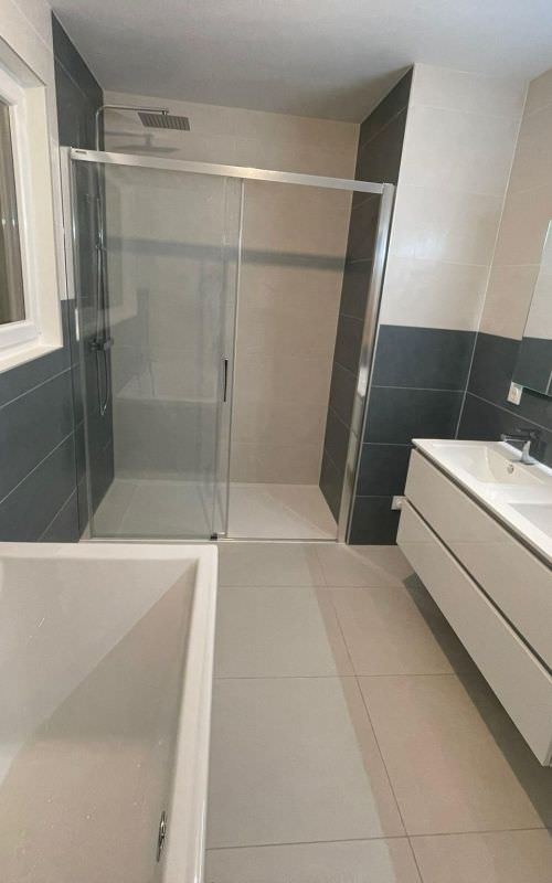 Photos Salle de bain clé en main Image de Photos Salle de bain clé en main